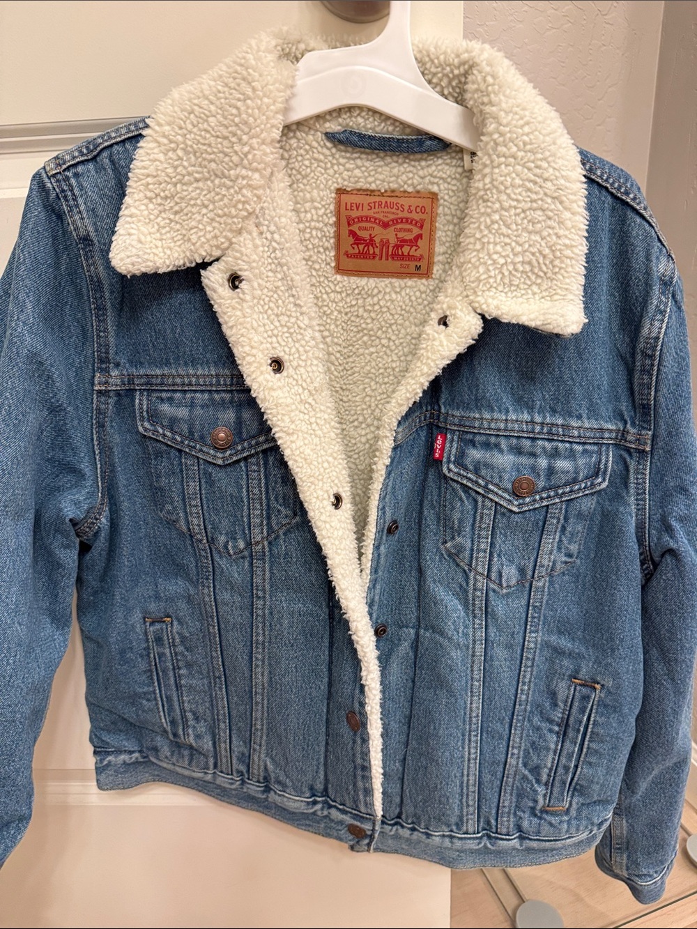 Levi's Blue Denim Jacket with Cream Sherpa Lining